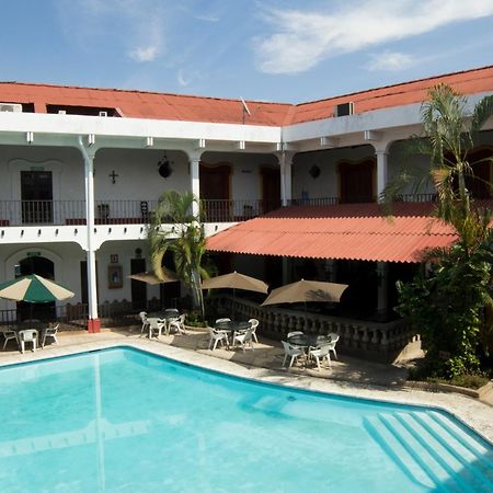 Hotel Posada de Don José Retalhuleu Extérieur photo